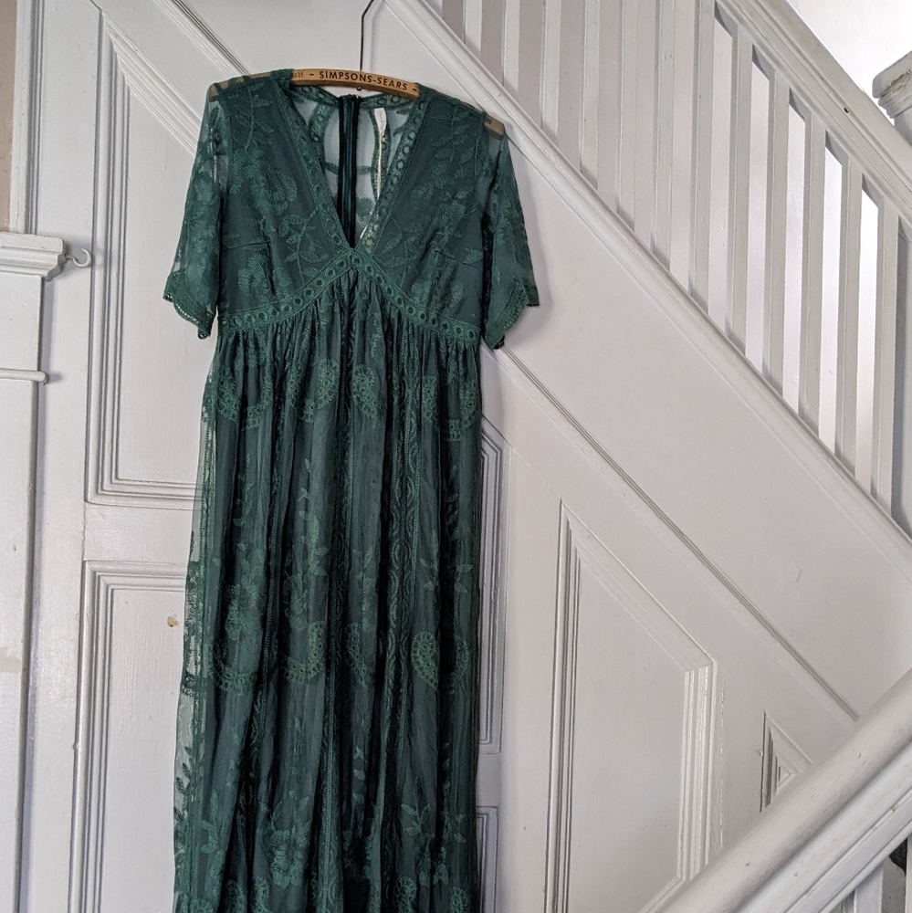 NWT - PinkBlush Forest Green Maternity/Empire Waist Lace Dress